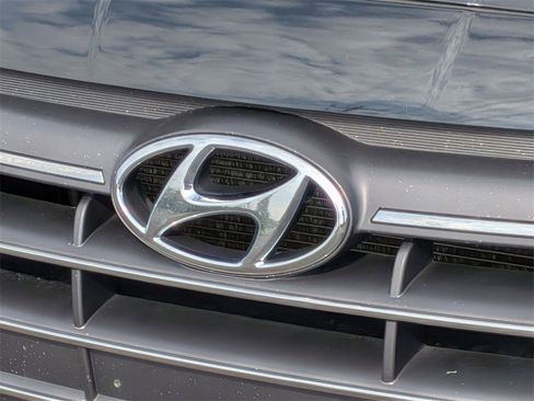 Used 2019 Hyundai Elantra SEL w/ Cargo Package image 9