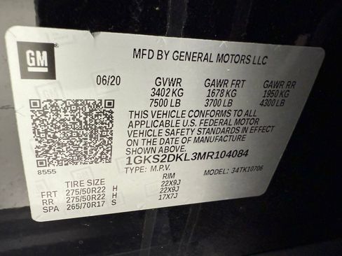 Used 2021 GMC Yukon Denali w/ Denali Premium Package image 18