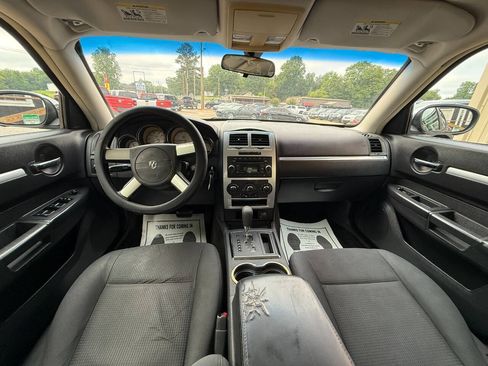 Used 2010 Dodge Charger SXT RWD image 26