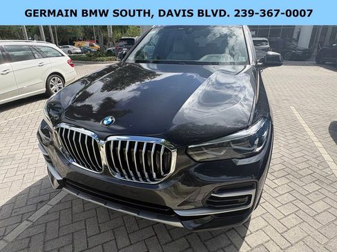 Certified 2023 BMW X5 sDrive40i w/ Parking Assistance Package image 3