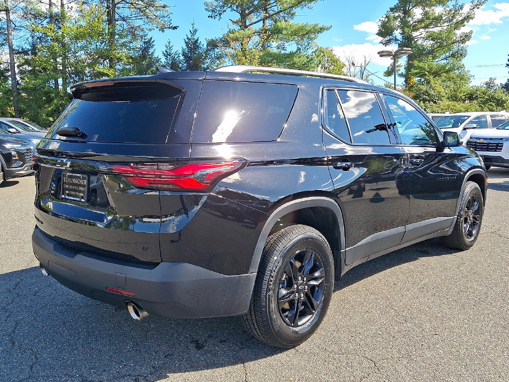 Certified 2023 Chevrolet Traverse LT w/ Midnight/Sport Edition AWD/4WD image 6