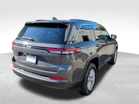 Used 2025 Jeep Grand Cherokee Laredo X w/ Luxury Tech Group I image 5