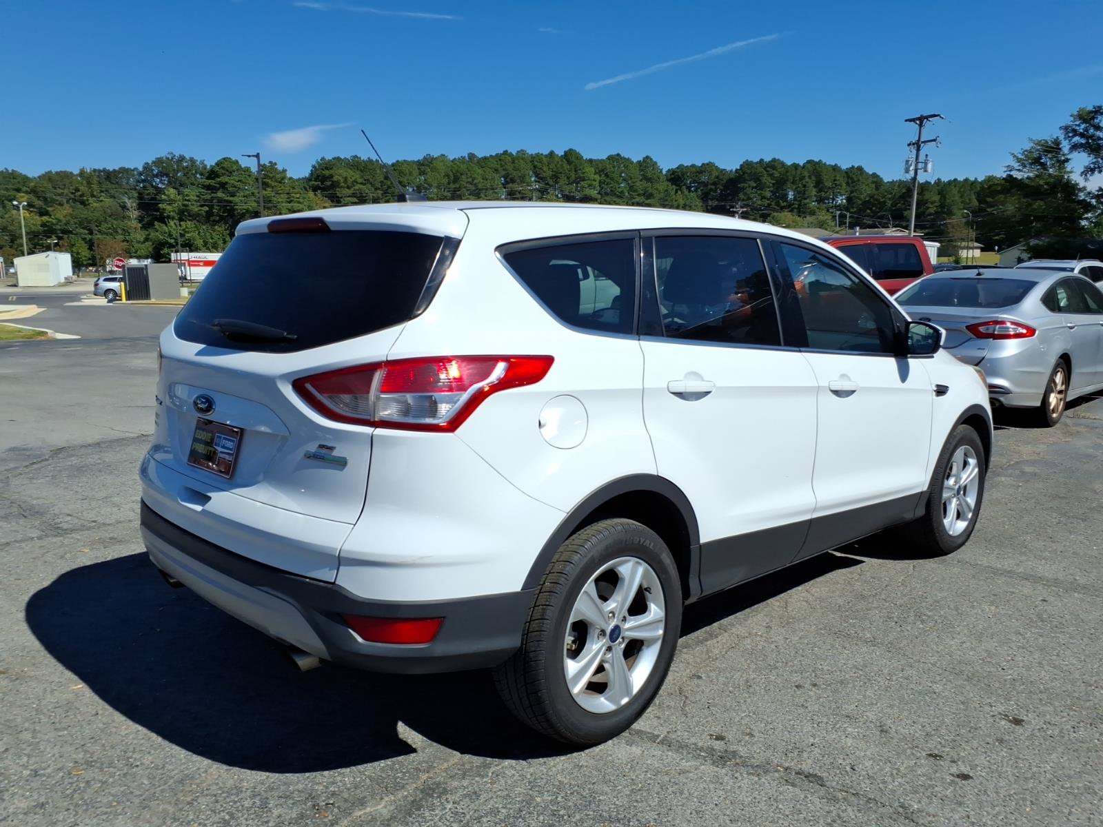 Used 2014 Ford Escape SE FWD image 4