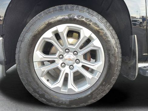 Used 2024 Chevrolet Silverado 1500 LTZ AWD/4WD image 14