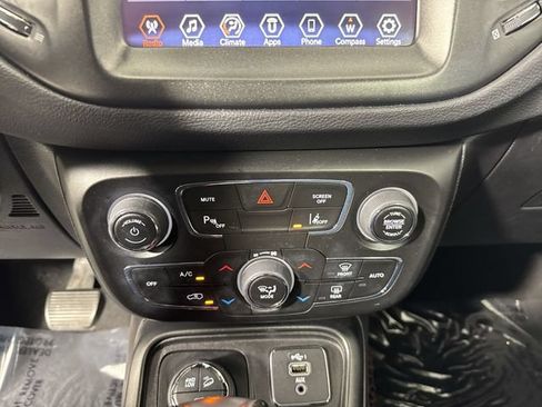 Used 2021 Jeep Compass Trailhawk AWD/4WD image 8