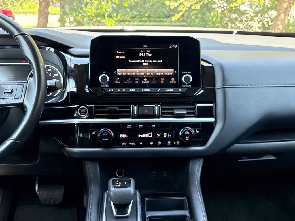 Used 2024 Nissan Pathfinder SV FWD image 33