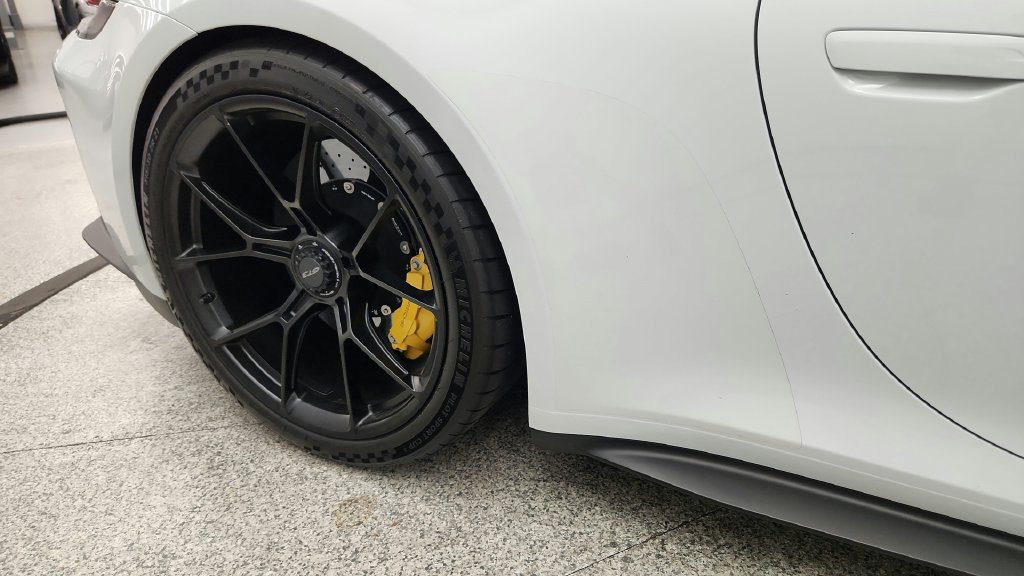 Used 2022 Porsche 911 GT3 RWD image 30