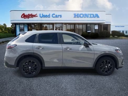 Used 2024 Honda HR-V Sport image 6