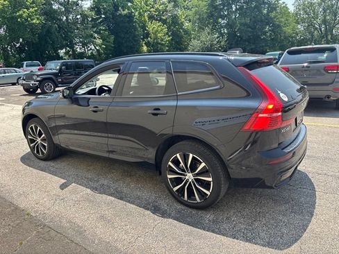 Used 2025 Volvo XC60 B5 Plus w/ Protection Package Premier AWD/4WD image 8