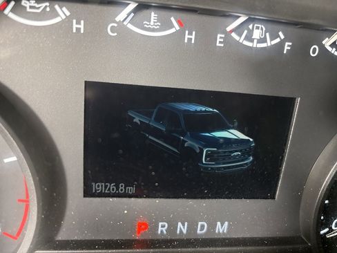 Used 2024 Ford F250 XLT w/ FX4 Off-Road Package image 16