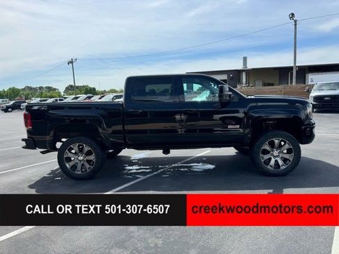 Used 2018 GMC Sierra 1500 SLT w/ All Terrain Package AWD/4WD image 7