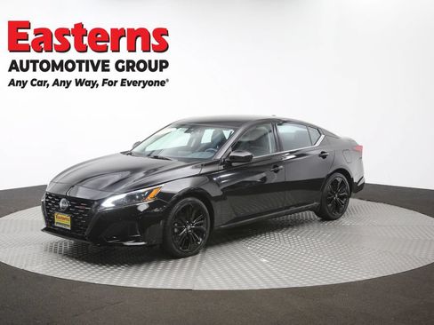 Used 2024 Nissan Altima 2.5 SR FWD image 57