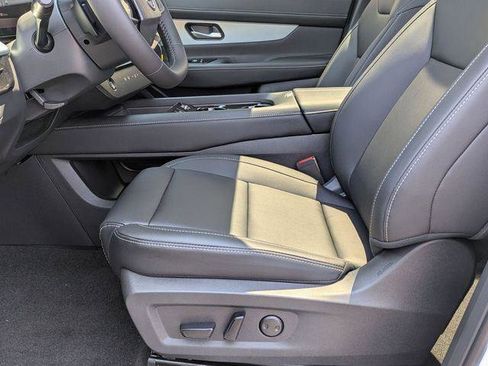 Used 2025 Nissan Murano SL AWD/4WD image 11