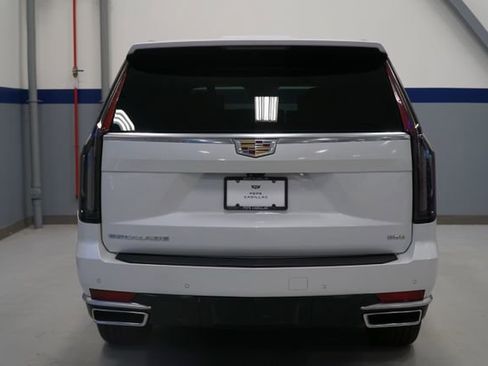 Used 2023 Cadillac Escalade Premium Luxury Platinum AWD/4WD image 5