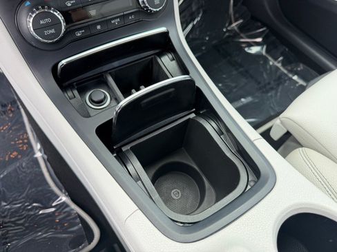Used 2017 Mercedes-Benz B 250e image 26