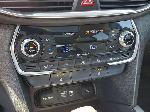 Used 2019 Hyundai Santa Fe Limited AWD/4WD image 10