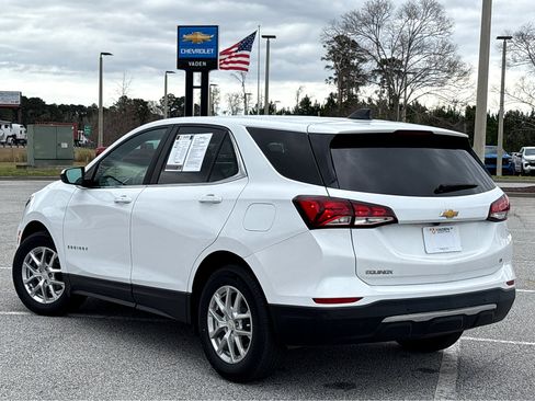 Used 2022 Chevrolet Equinox LT image 23
