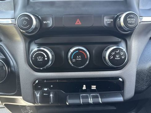 Used 2024 RAM 2500 Big Horn AWD/4WD image 18