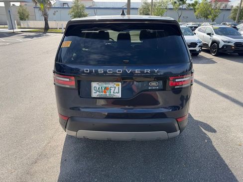 Used 2018 Land Rover Discovery HSE AWD/4WD image 6