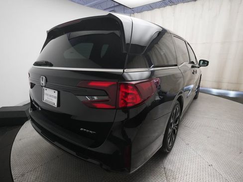 Used 2025 Honda Odyssey Sport-L image 13