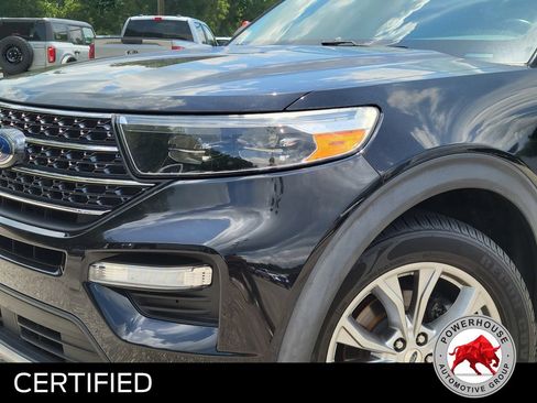 Certified 2021 Ford Explorer XLT w/ Equipment Group 202A RWD image 10