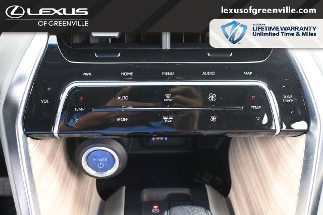 Used 2022 Toyota Venza Limited AWD/4WD image 17