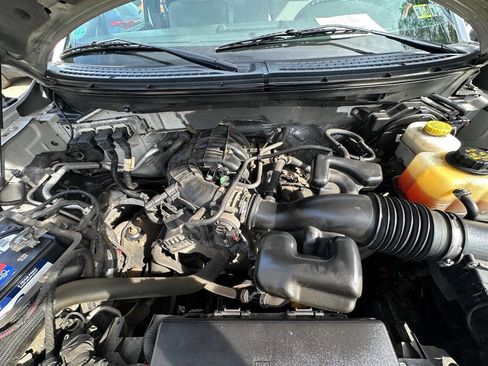 Used 2014 Ford F150 STX w/ Equipment Group 201A Mid AWD/4WD image 10