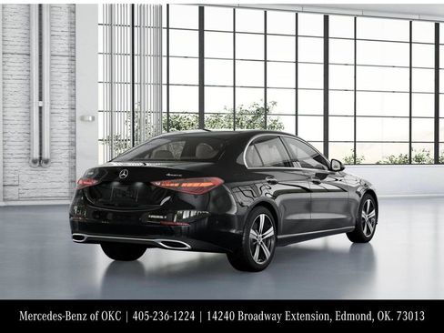 Used 2025 Mercedes-Benz C 300 4MATIC Sedan image 22