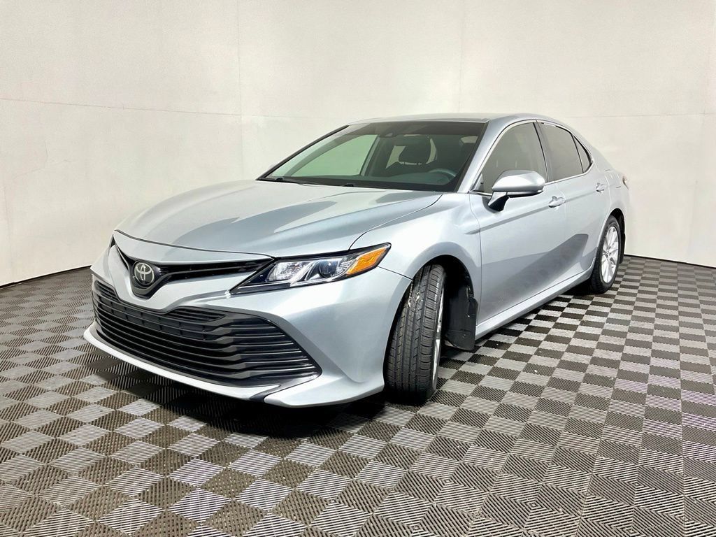 Used 2020 Toyota Camry LE FWD image 2