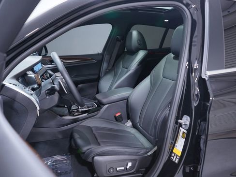 Used 2023 BMW X4 xDrive30i w/ Convenience Package image 7