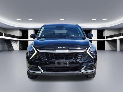 Used 2025 Kia Sportage EX image 9