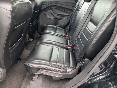 Used 2017 Ford Escape S image 8