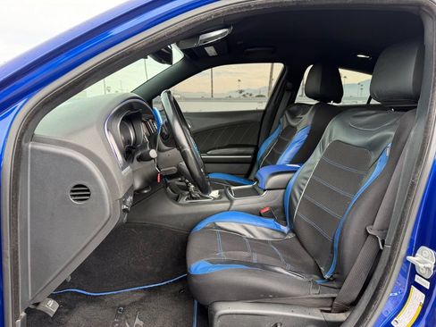 Used 2020 Dodge Charger R/T RWD image 5