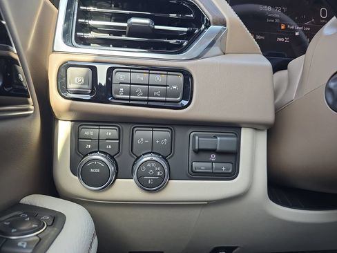 New 2026 GMC Yukon Denali w/ Denali Reserve Package AWD/4WD image 26