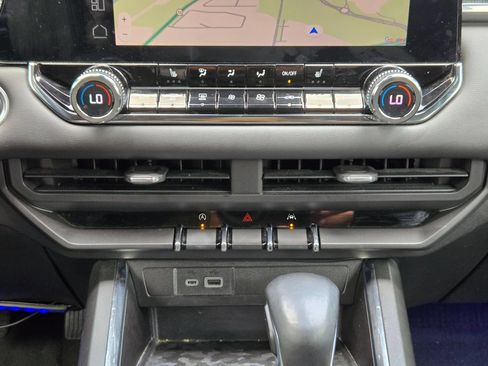 Used 2023 GMC Canyon Elevation w/ Convenience Package RWD image 18