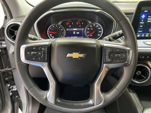 Used 2025 Chevrolet Blazer LT FWD image 30