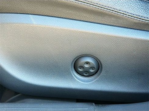 Used 2014 Mercedes-Benz CLA 250 4MATIC image 23