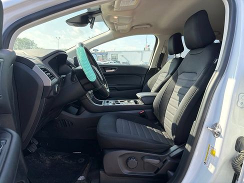 Used 2023 Ford Edge SE w/ Black Appearance Package AWD/4WD image 9