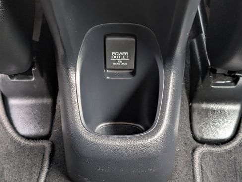 Used 2021 Honda HR-V LX image 30