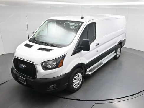 Certified 2023 Ford Transit 250 Low Roof w/ Exterior Upgrade Package image 40
