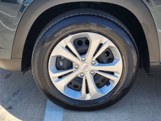 Used 2026 Chevrolet Trax LS FWD image 17