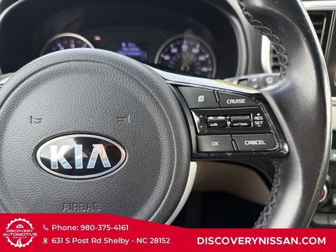 Used 2020 Kia Sportage EX image 20