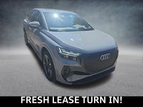 Used 2023 Audi Q4 e-tron Prestige w/ Black Optic Package AWD/4WD image 4