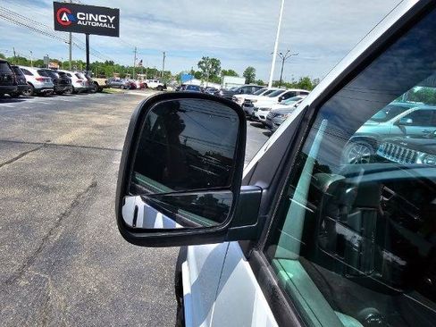 Used 2014 GMC Savana 2500 RWD image 25