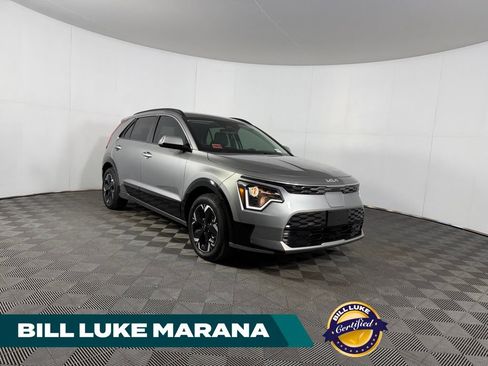 Used 2025 Kia Niro Wind w/ Wind Preserve Package FWD image 1