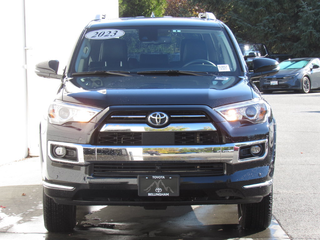 Used 2023 Toyota 4Runner Limited AWD/4WD image 3