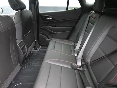 New 2026 Chevrolet Trax RS w/ Sunroof Package image 18