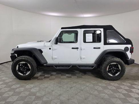Used 2019 Jeep Wrangler Unlimited Rubicon AWD/4WD image 4