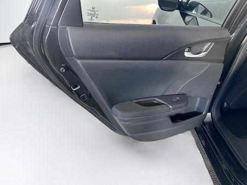 Used 2019 Honda Civic EX image 25