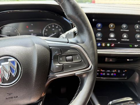 Used 2023 Buick Envision Preferred FWD image 17
